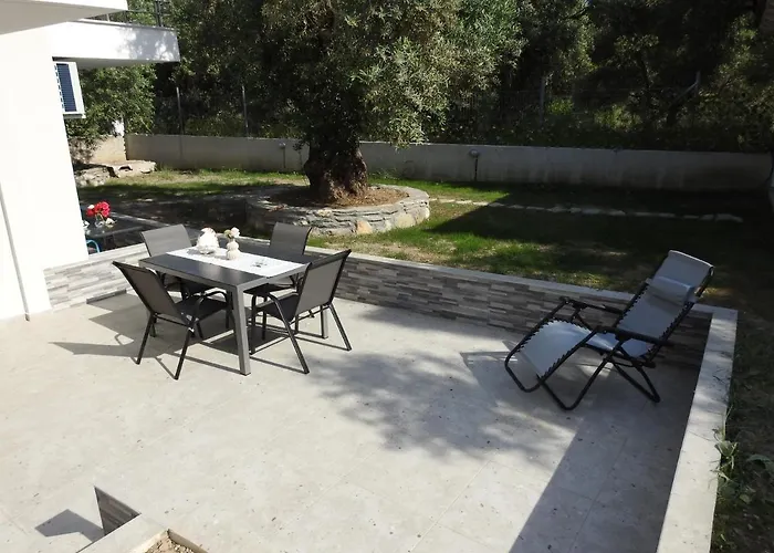 Sandra's Luxury