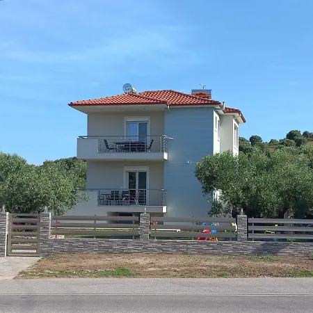 Sandra's Luxury *