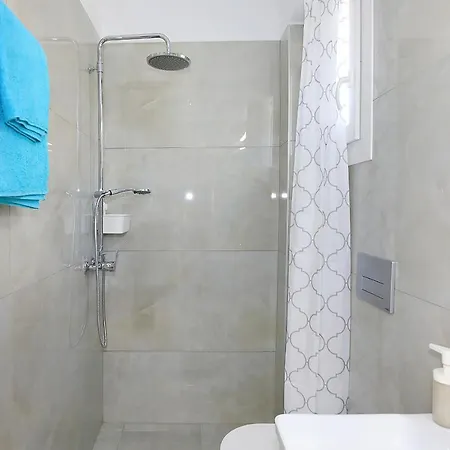 Sandra's Luxury شقة