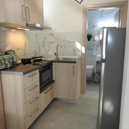 Sandra's Luxury شقة *